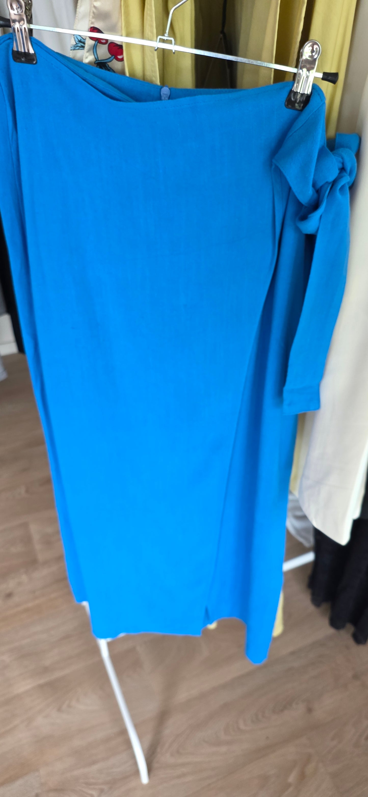 Wrap Style Midi Skirt with Tie Detail – Blue