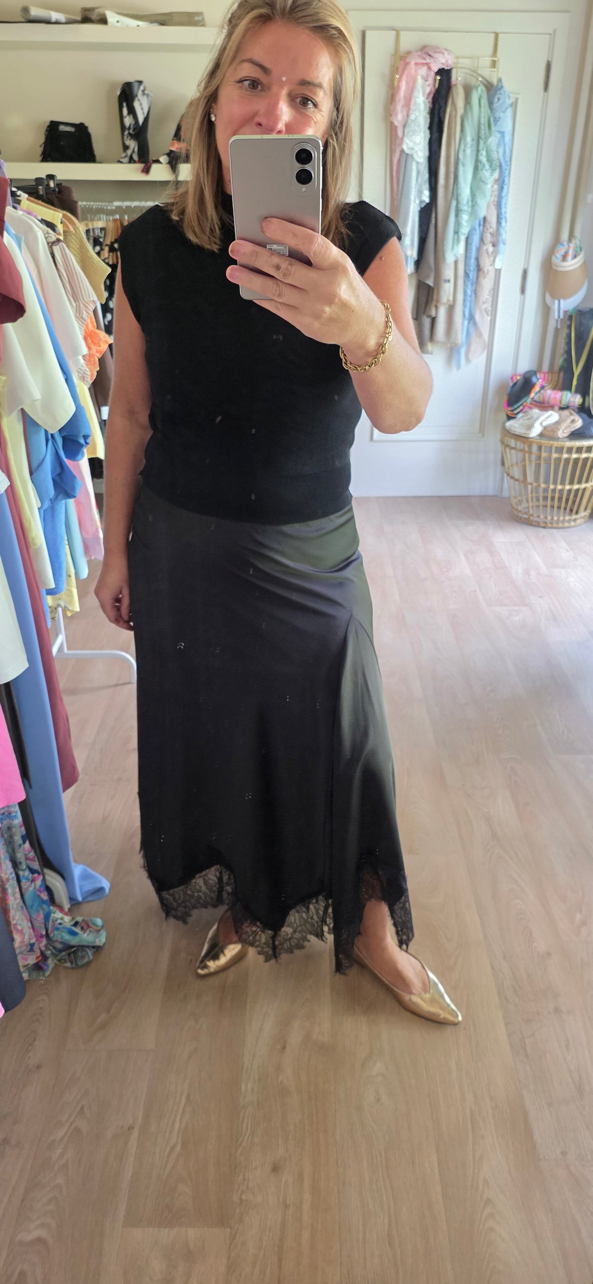 Lace Satin Skirt – Black