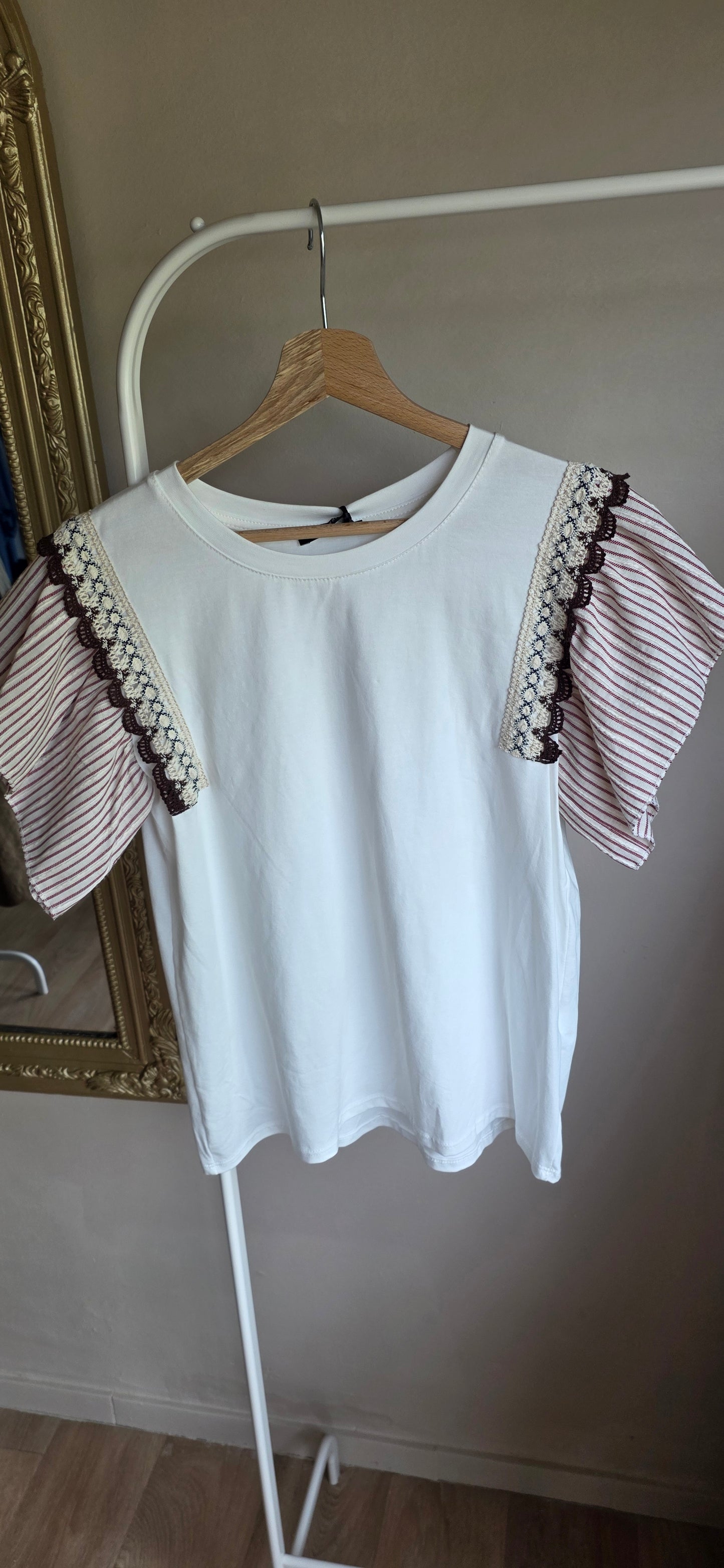 Statement Sleeve Top – White