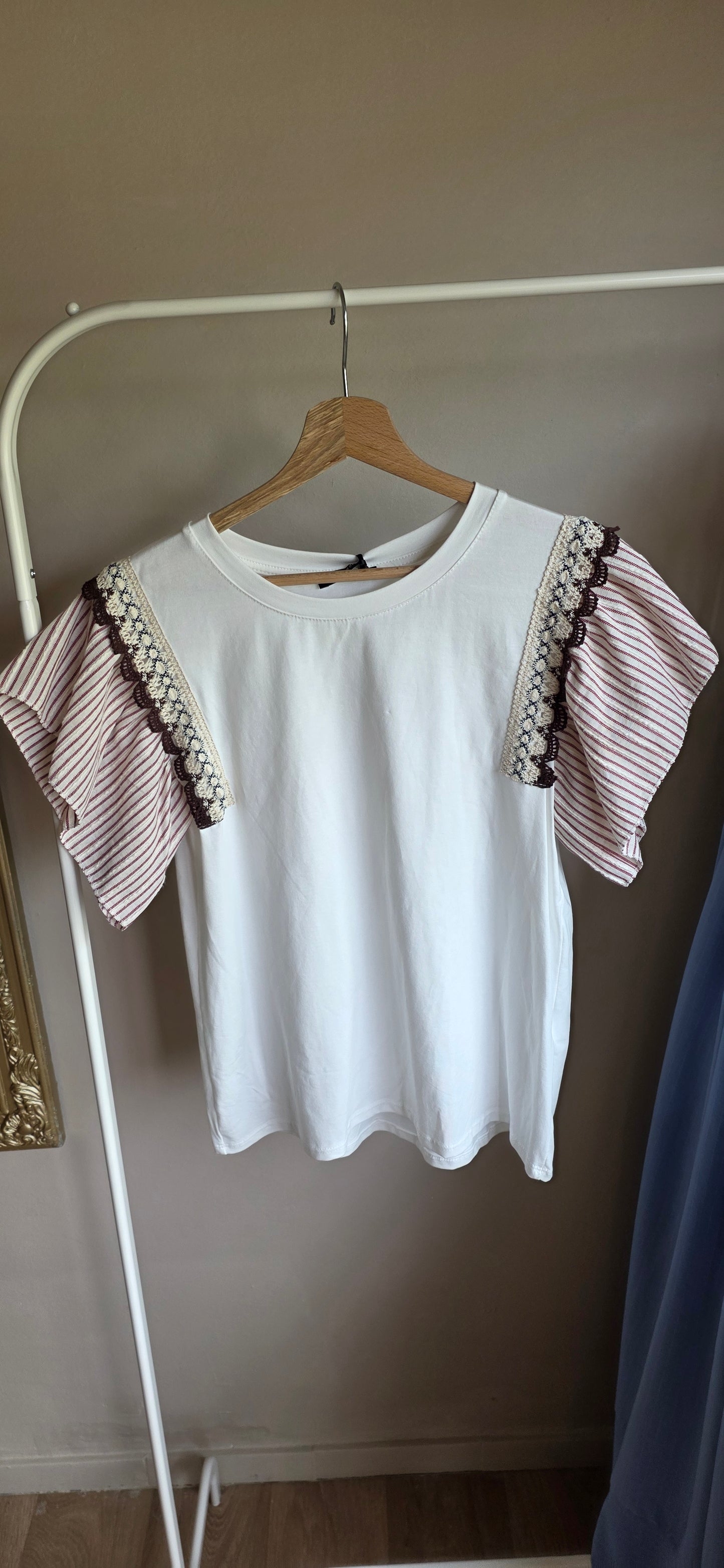 Statement Sleeve Top – White