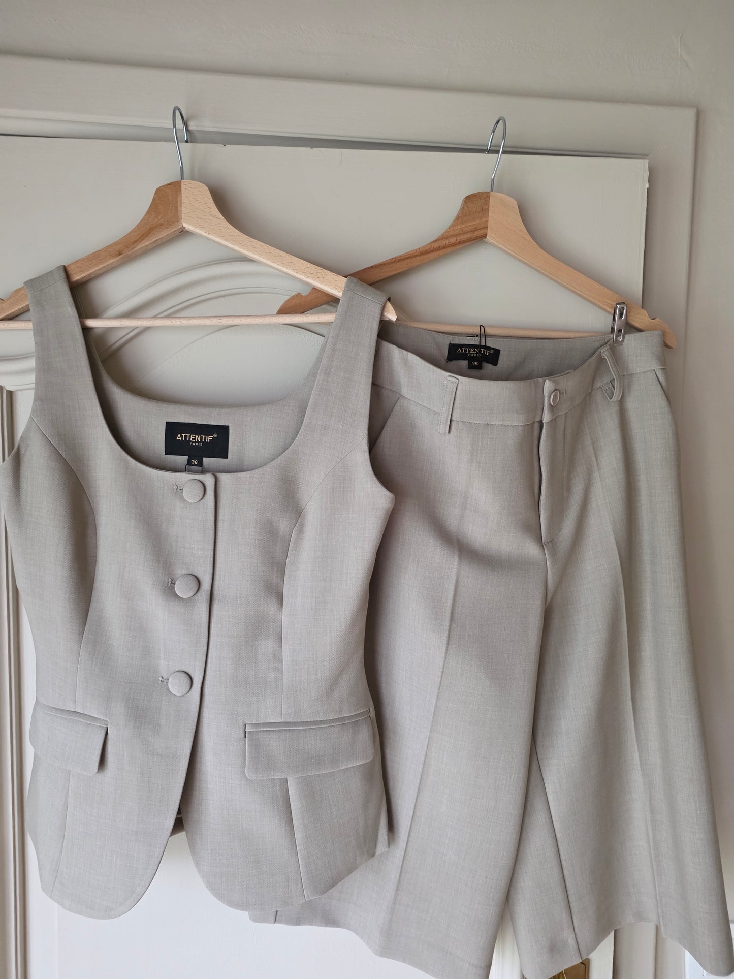Beige Tailored Gilet – Chic & Timeless