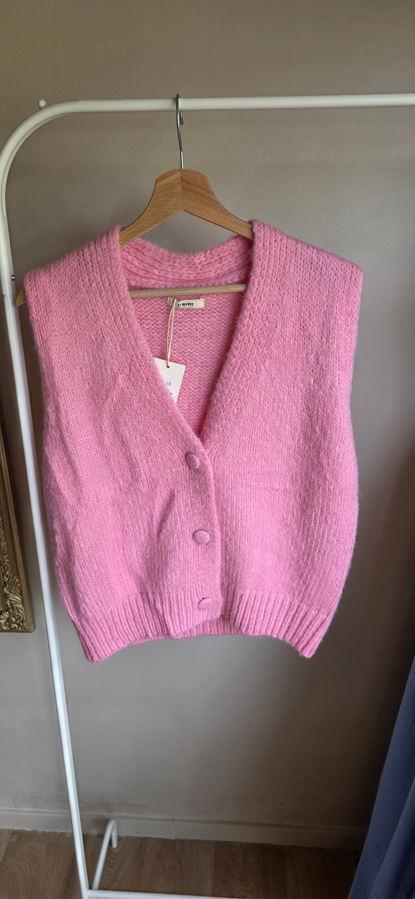 Soft Knit Button Vest – Pink